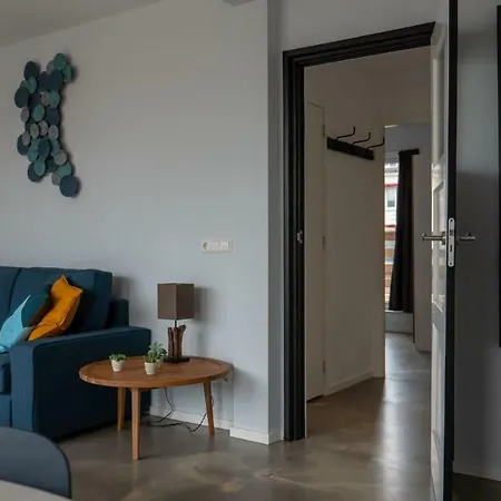 The Boulevard Apartment 1, Balcony And Free Parking 公寓