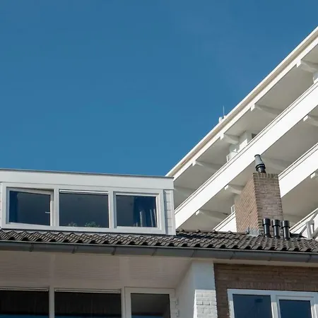 The Boulevard Apartment 1, Balcony And Free Parking * 赞德沃特