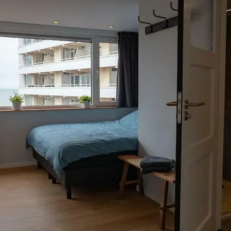 The Boulevard Apartment 1, Balcony And Free Parking 赞德沃特